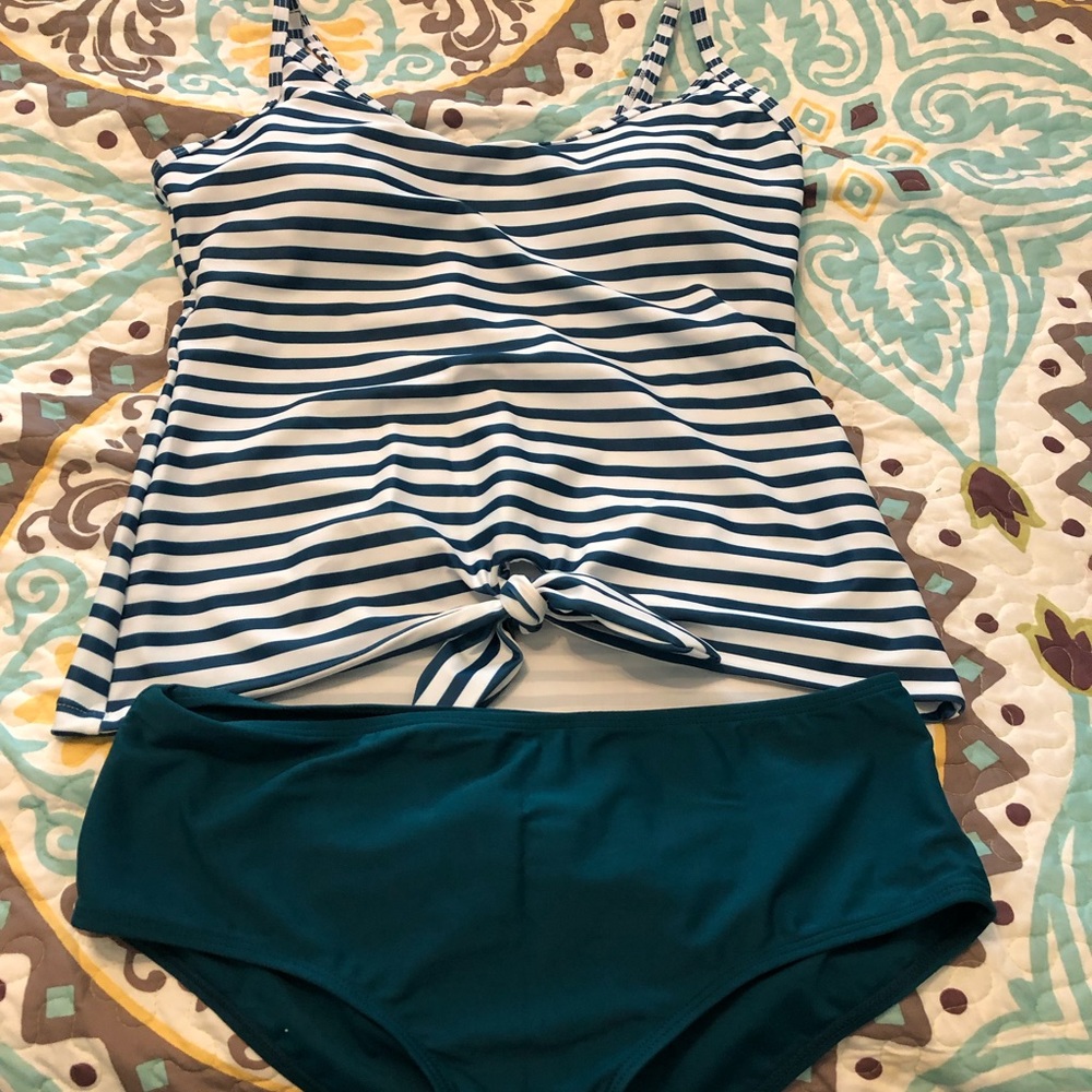 Tankini bathing suit